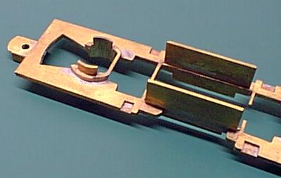 chassis10.jpg (22347 bytes)